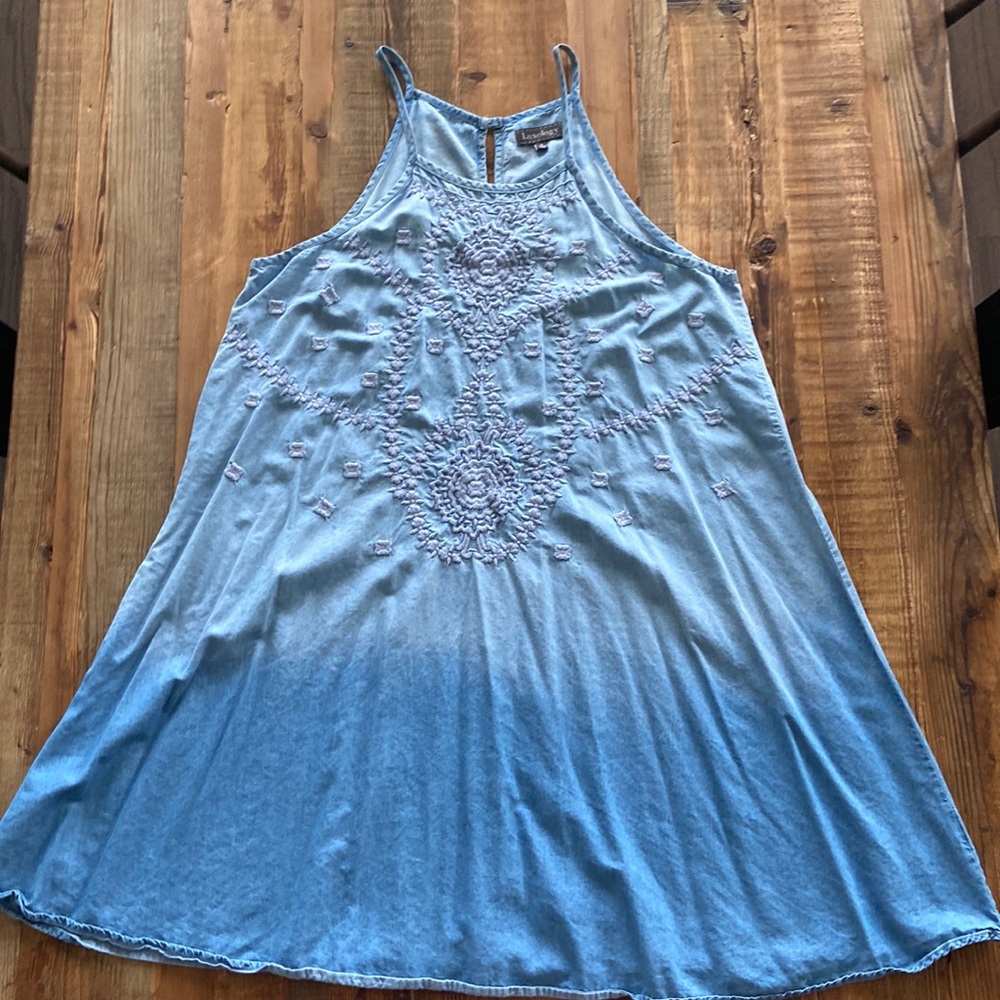 Adorable jean dress!